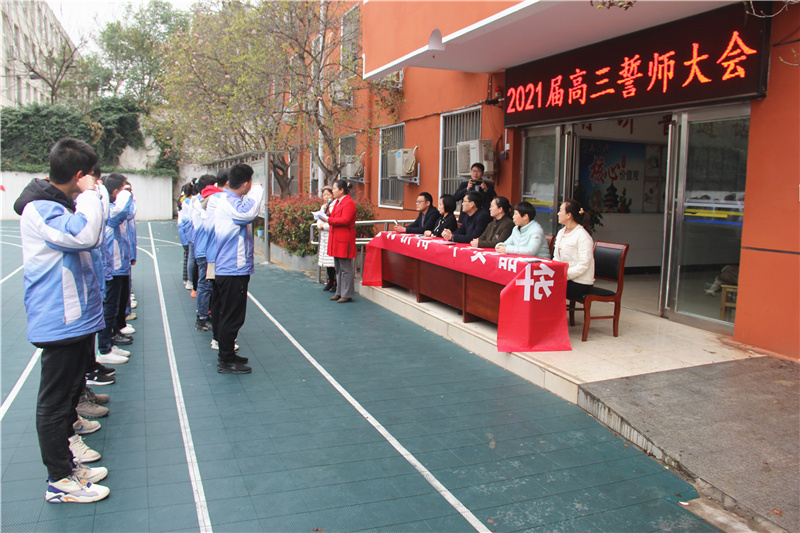 IMG_9837.jpg IMG_9837.jpg