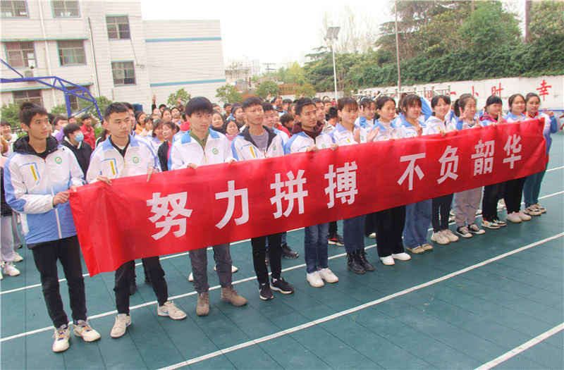 IMG_9880.jpg IMG_9880.jpg